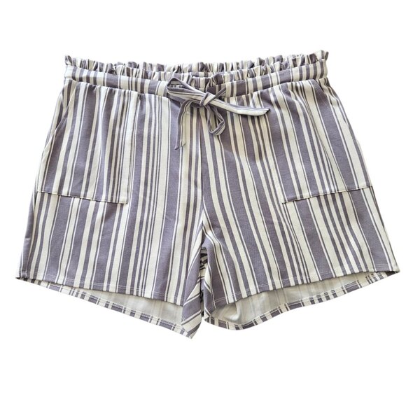Torrid Striped Shorts SZ 3 Belted Soft Lavender Pull On Stretch Casual Travel - Picture 1 of 7